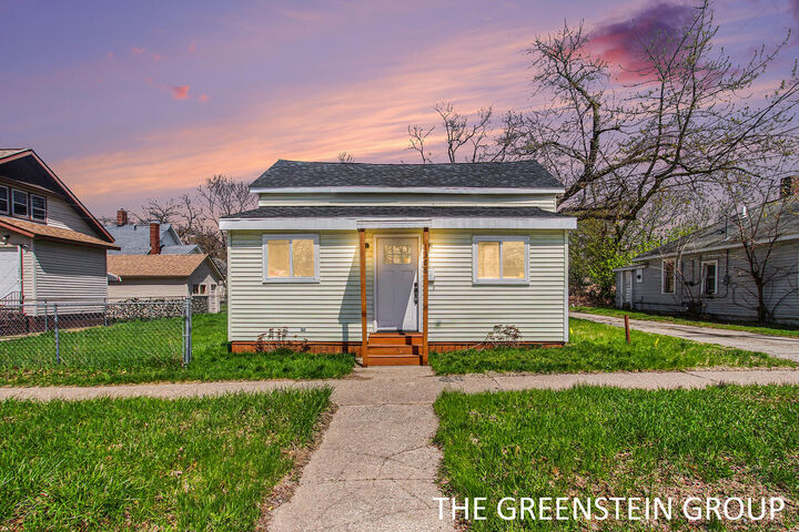 Property Photo: 1388 7th Street MI 49441