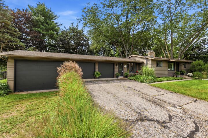 Property Photo:  7284 Grachen Drive SE  MI 49546 