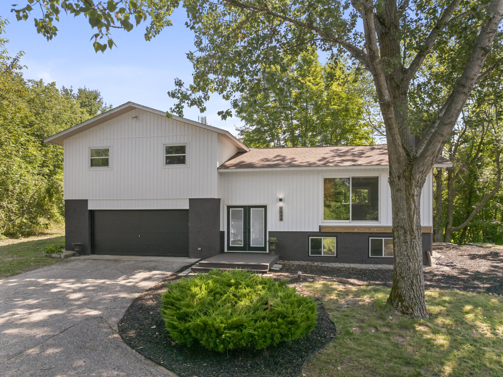Property Photo: 1044 Eden Hill Road MI 49617
