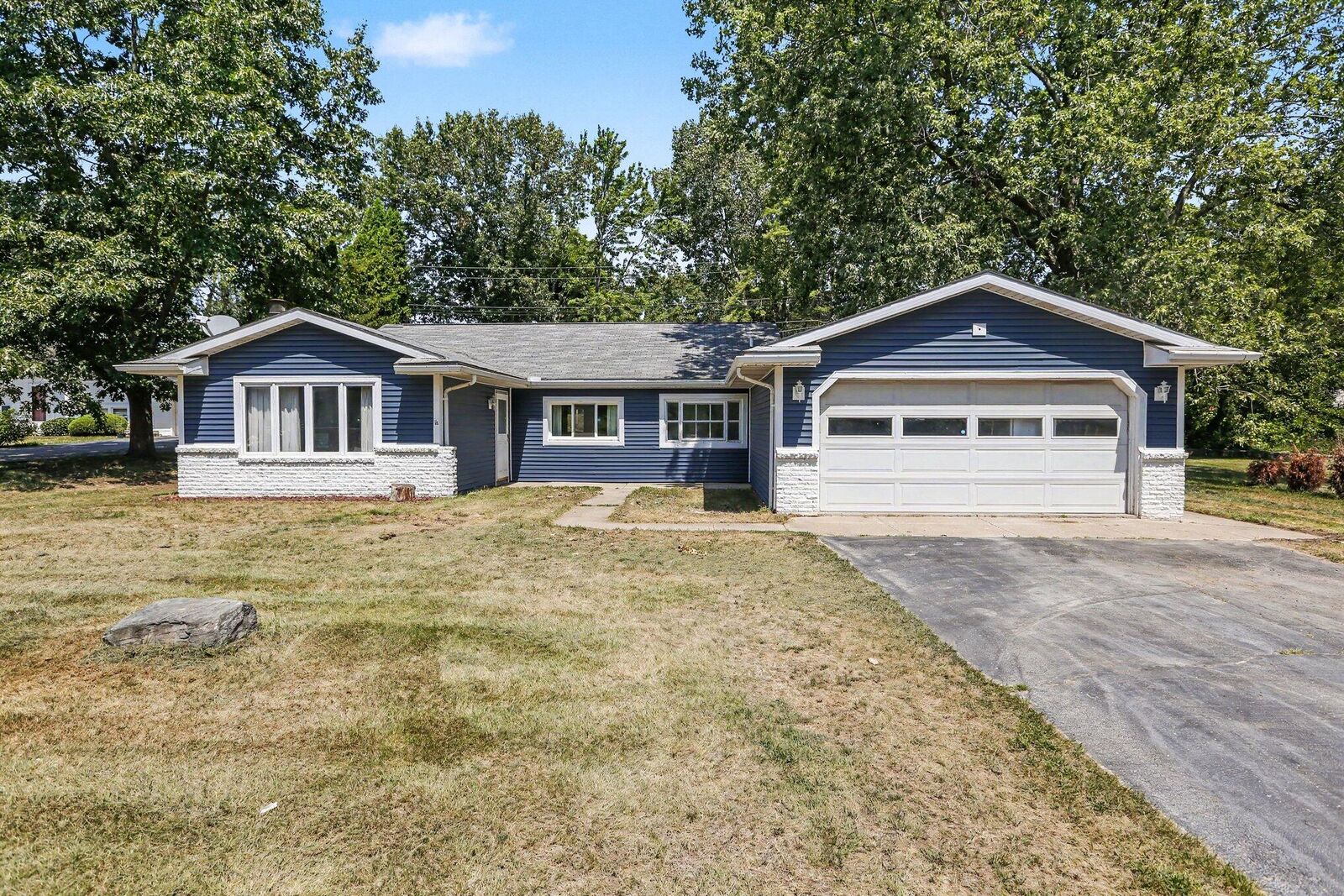 Property Photo:  4917 Merritt Road  MI 48197 
