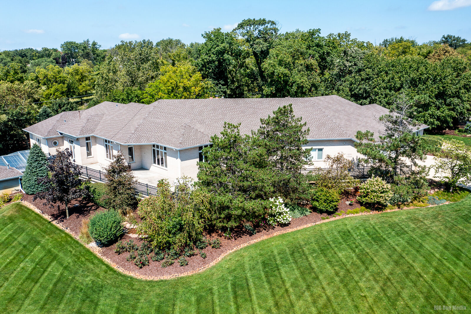 Property Photo: 13100 Fox Lane IL 60439
