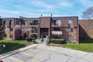Property Photo: 608 Waterford Road 1B IL 60193