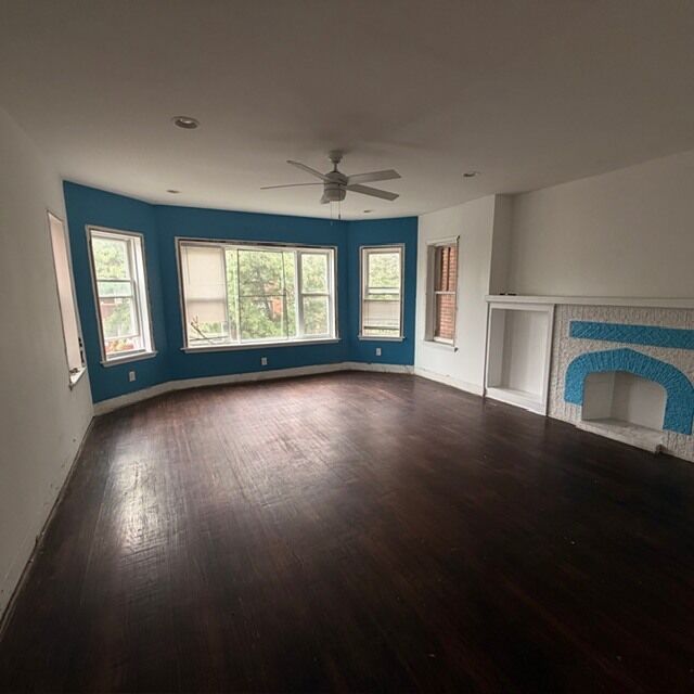 Property Photo:  7544 S Essex Avenue  IL 60649 