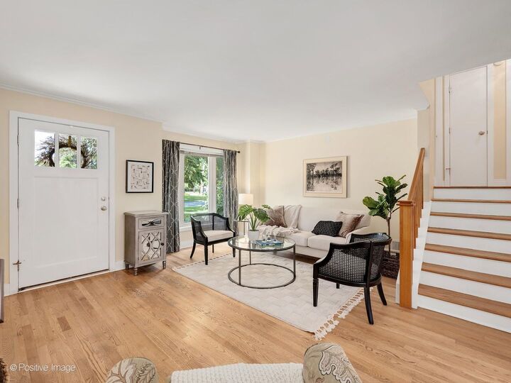 Property Photo: 1139 Ostrander Avenue IL 60526