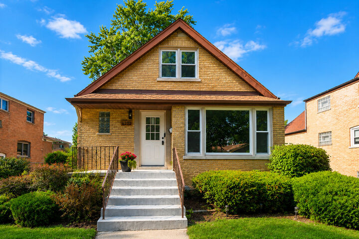 Property Photo:  4232 W 109th Street  IL 60453 