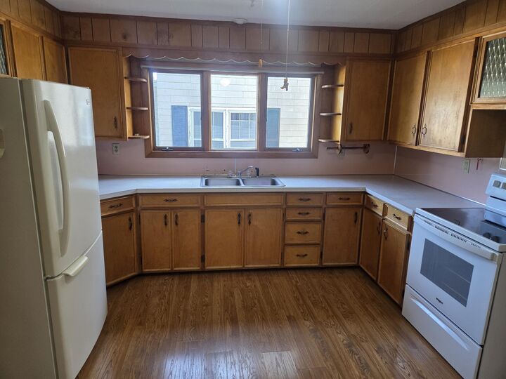 Property Photo: 205 Bowdoin Street ME 04462