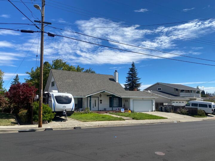 Property Photo: 11686 Regio Drive CA 94568