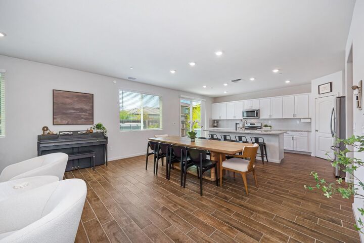 Property Photo:  2009 Skipping Stone Way  CA 95747 