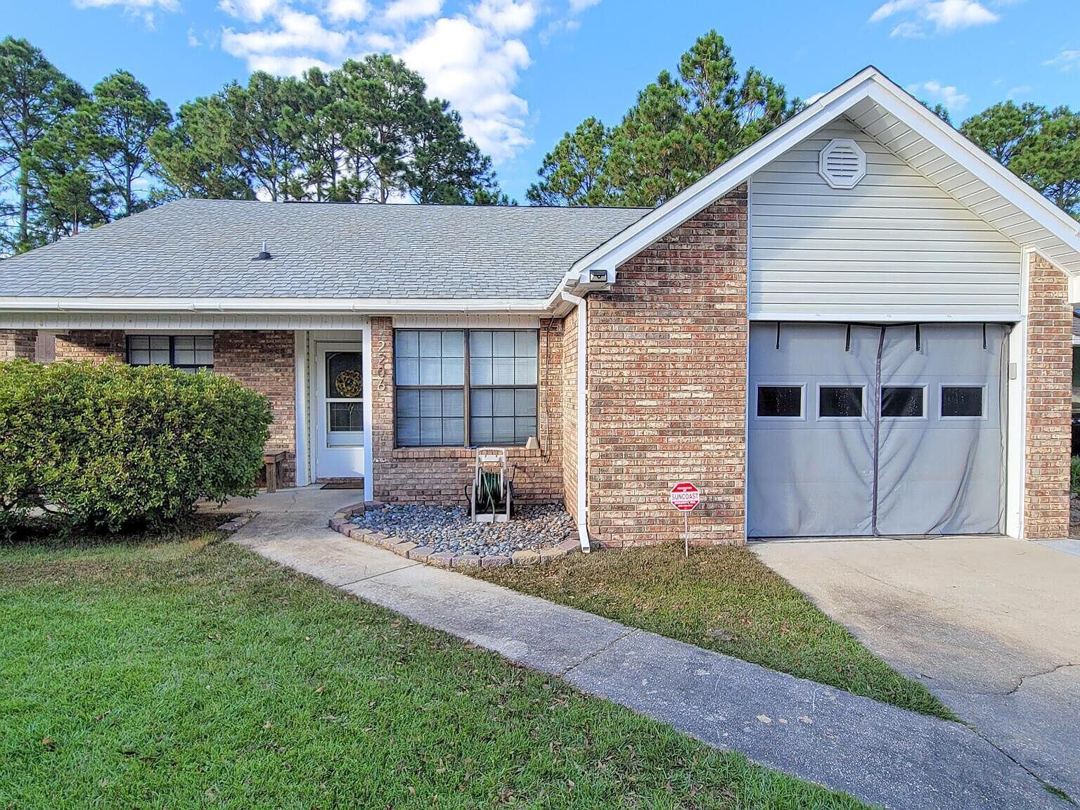 Property Photo:  2206 Nancy's Path Path  FL 32547 