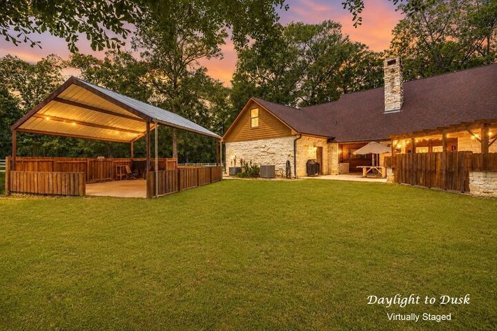 Property Photo: 801 Caspers Cove TX 75904
