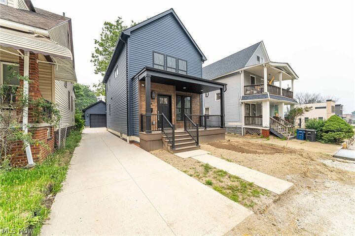 Property Photo: 1886 Woodlawn Avenue OH 44112