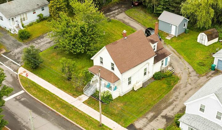 Property Photo:  38 St. Bernard Street  NS B0K 1S0 
