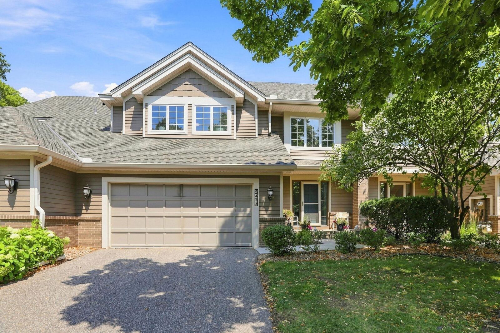 Property Photo:  5423 Butternut Circle  MN 55343 