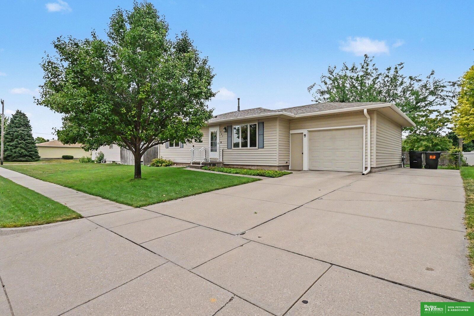 Property Photo:  221 Sesame Street  NE 68025 