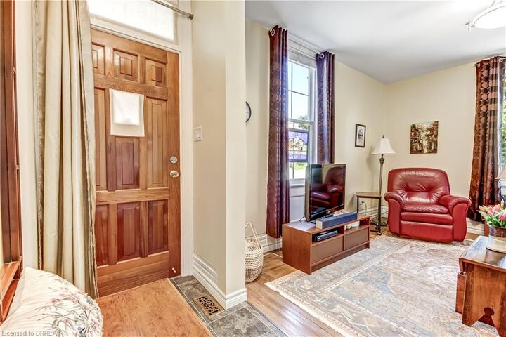 Property Photo: 6 Tolhurst Avenue ON N0E 1N0
