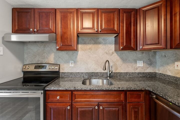 Property Photo:  133 Beaconsfield Rd 44  MA 02445 