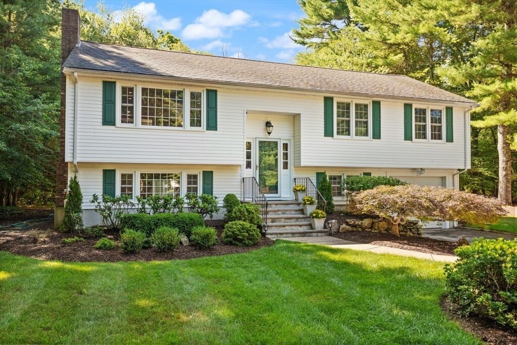 Property Photo:  234 Hampton Rd  MA 02067 