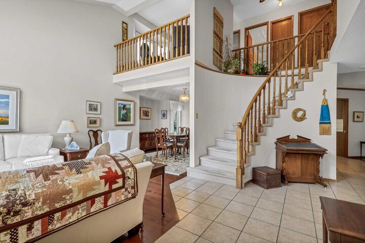 Property Photo: 22 Varsity Estates View NW AB T3B 5J7