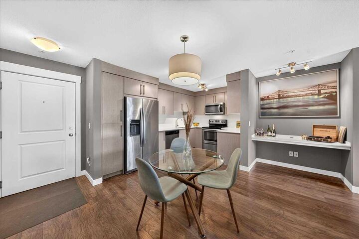 Property Photo: 302 Skyview Ranch Drive NE 4203 AB T3N 0P5