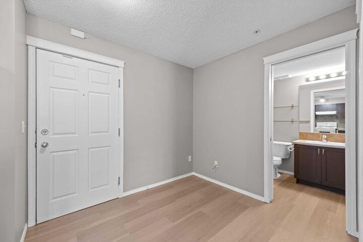 Property Photo:  70 Panamount Drive NW 9216  AB T3K 6G8 