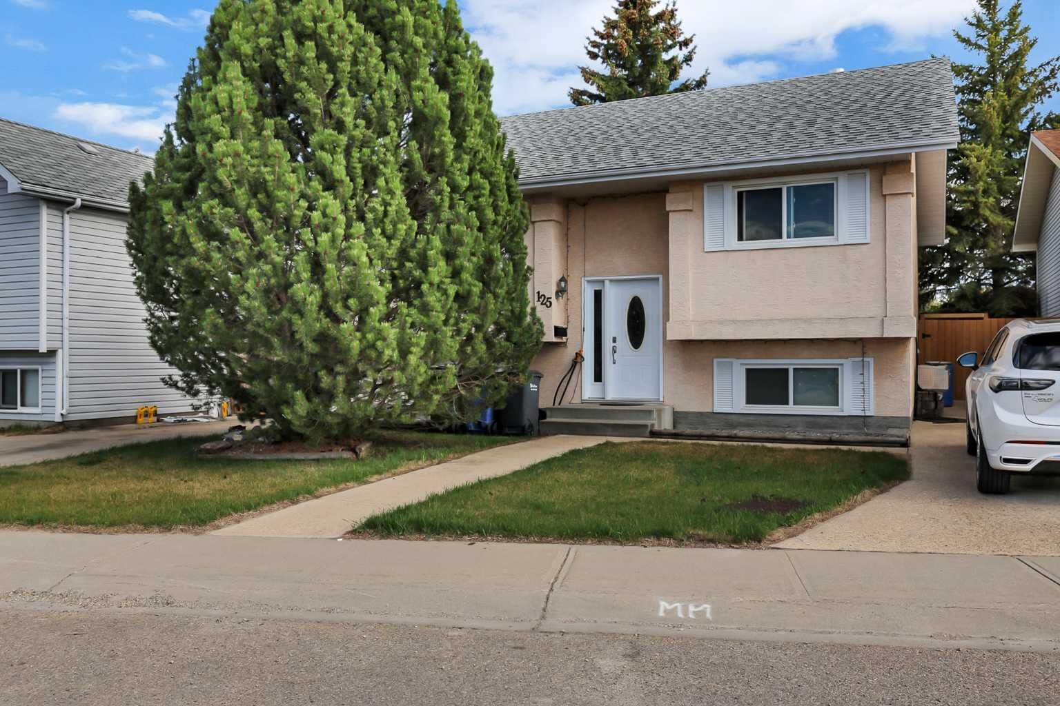 Property Photo: 125 Crawford Street AB T4P 2G4