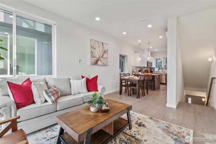 Property Photo: 3410 15th Avenue W B WA 98119