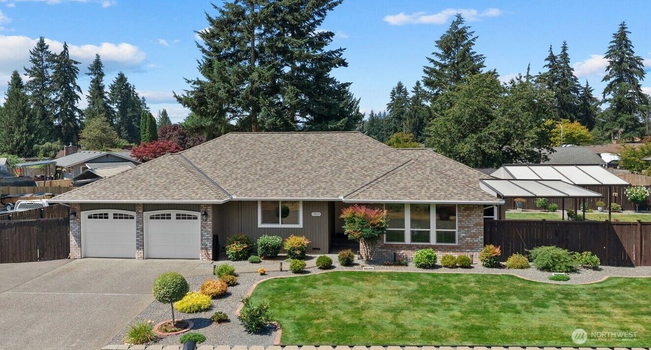 Property Photo:  13004  47th Drive NE  WA 98271 