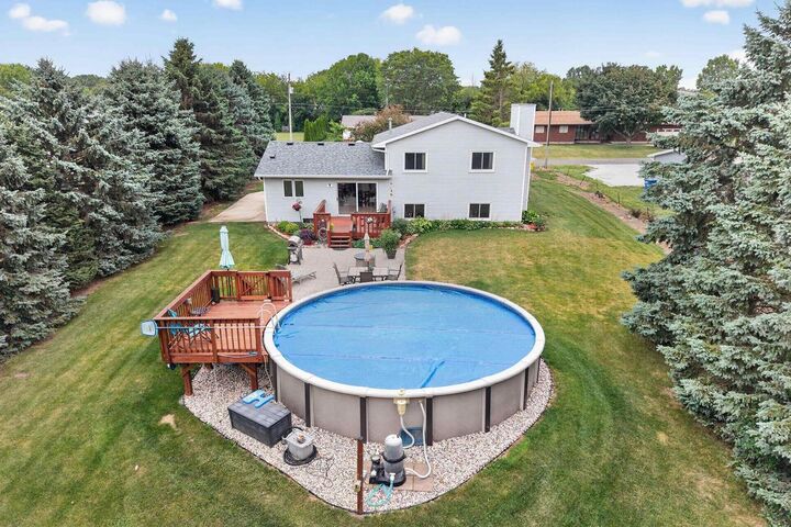 Property Photo:  80 Johnson Avenue  WI 54902 