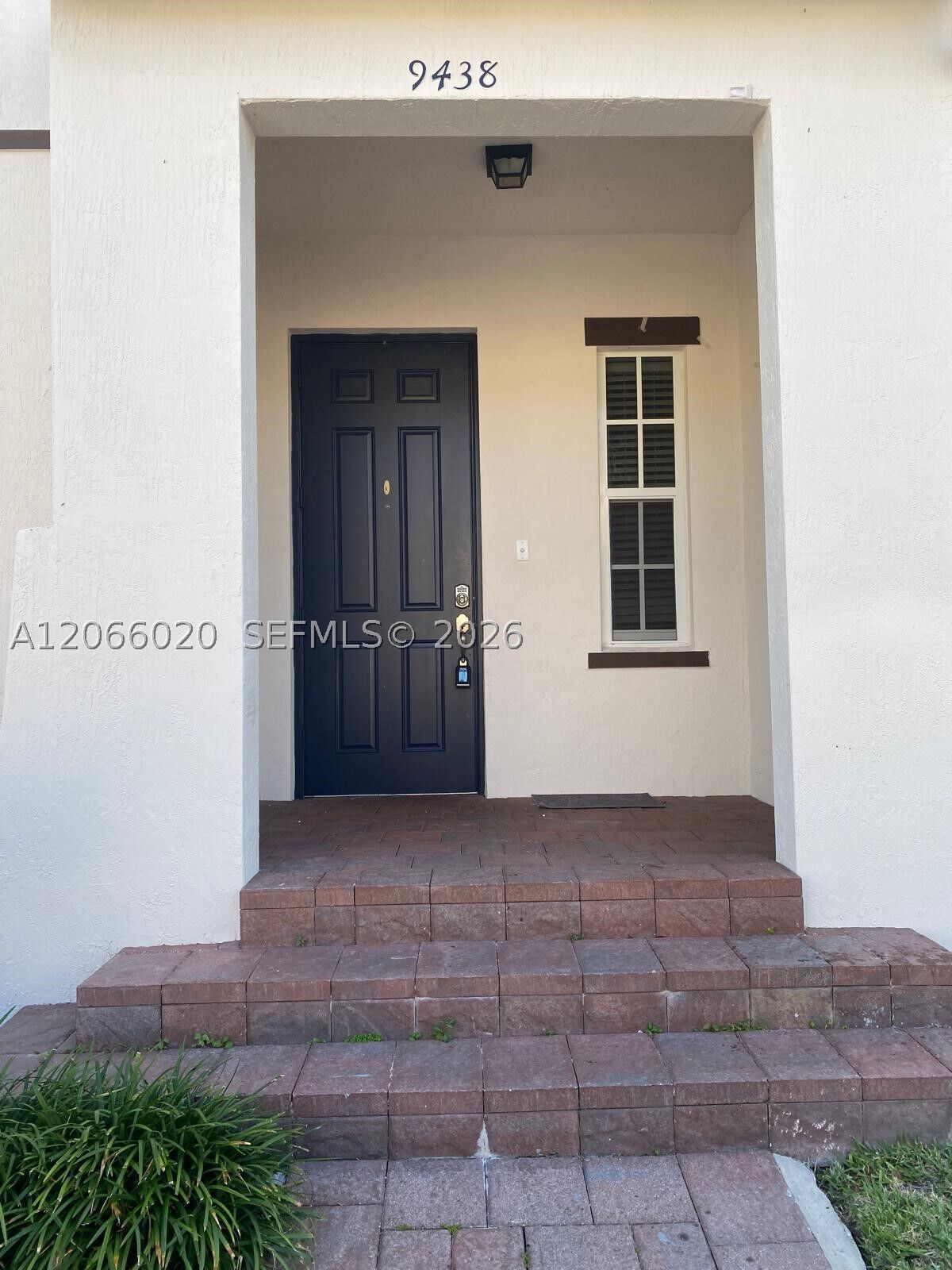 Property Photo: