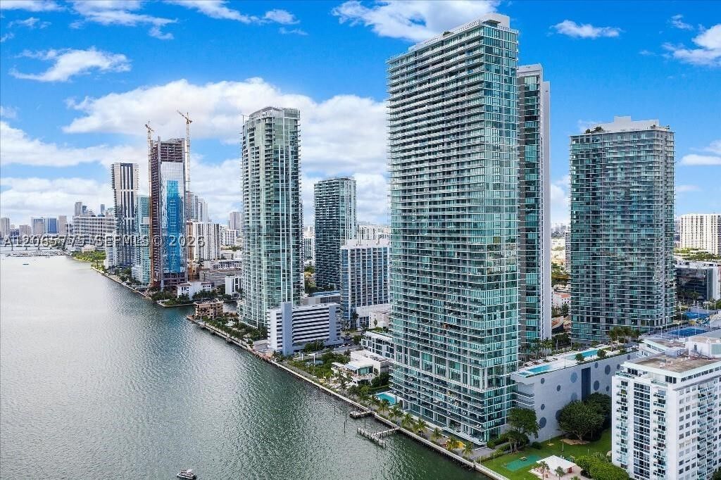 Property Photo: 3131 NE 7th Ave 306 FL 33137