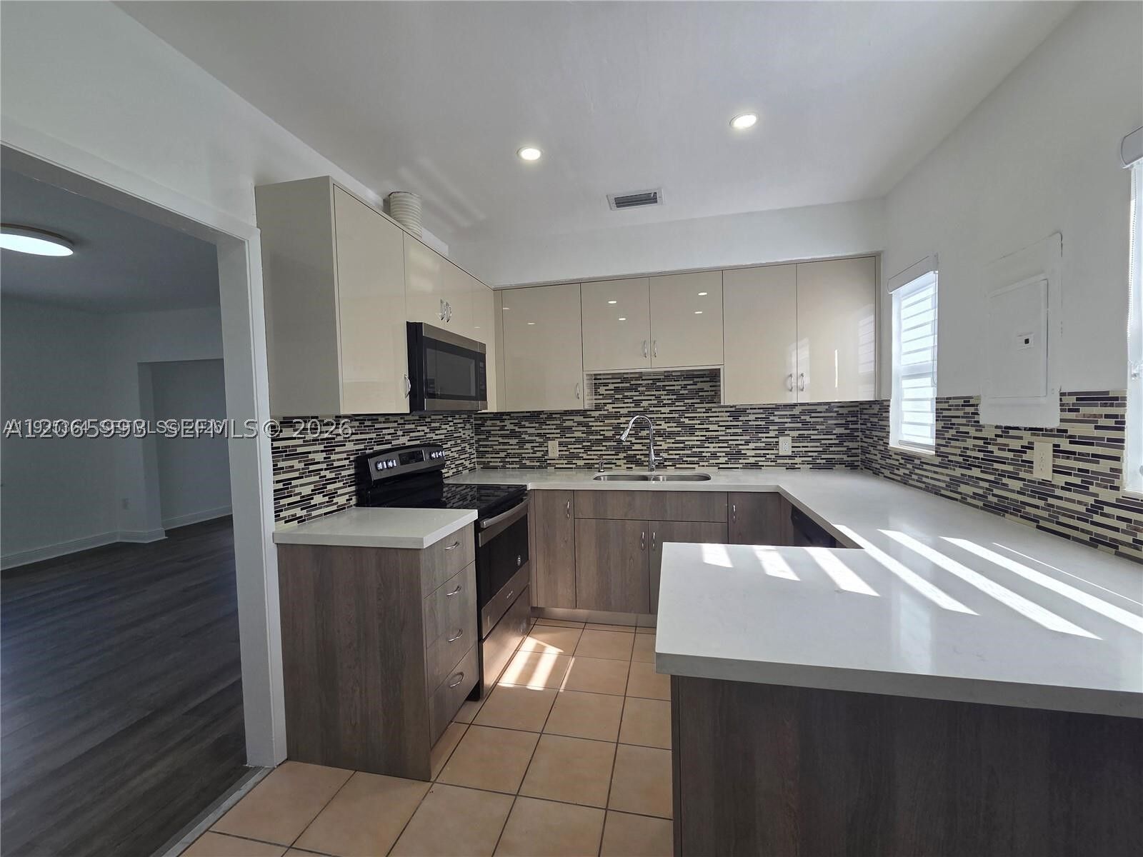 Property Photo: 6240 SW 21st St (Upstairs) 6242 FL 33155