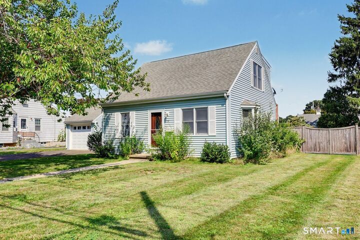 Property Photo:  82 Laurel Street  CT 06615 