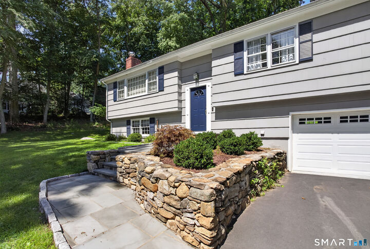 Property Photo:  28 Silent Grove  CT 06880 