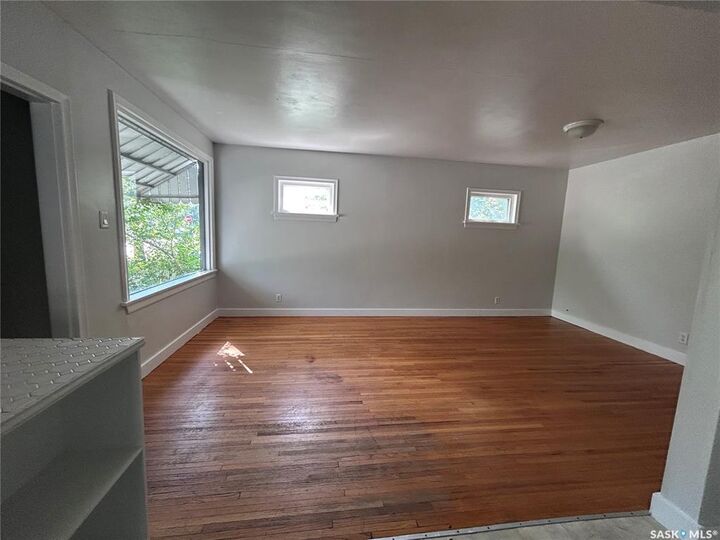 Property Photo:  606 Balmoral Street  SK S7K 0Y7 