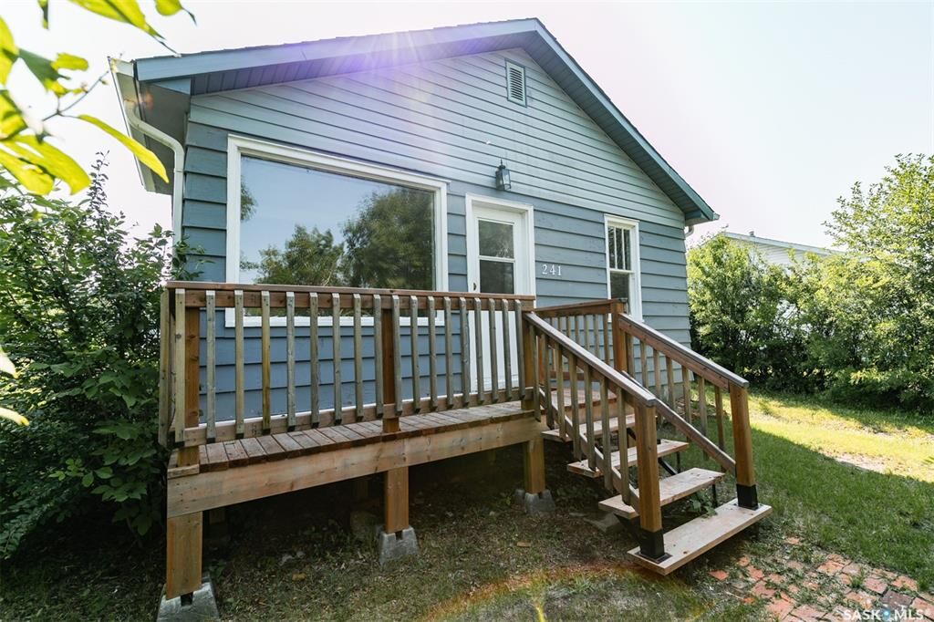 Property Photo:  241 Manitoba Avenue  SK S0L 1R0 