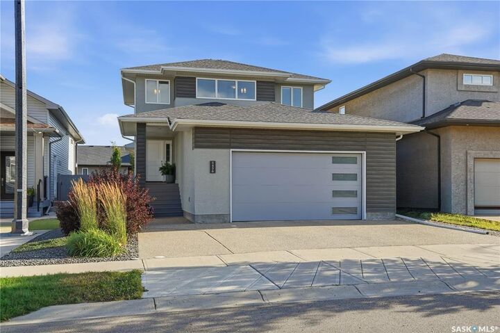 Property Photo:  5456 McKenna Crescent  SK S4W 0H3 