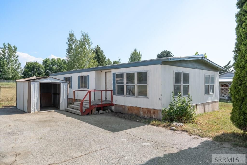 Property Photo:  814 Dalmation Drive  ID 83402 