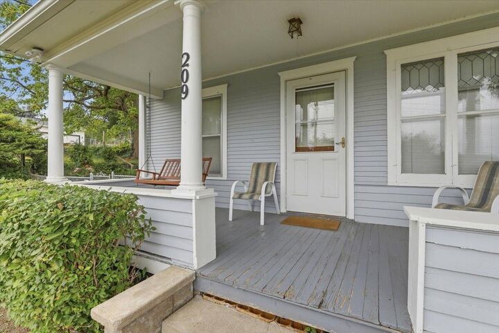 Property Photo:  209 North  Avenue  IA 51503 