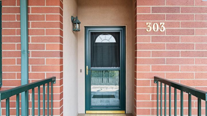 Property Photo:  300 Columbia Point Drive C303  WA 99352 