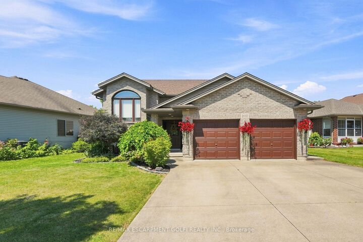 202 Wellbrook Boulevard — photo 1