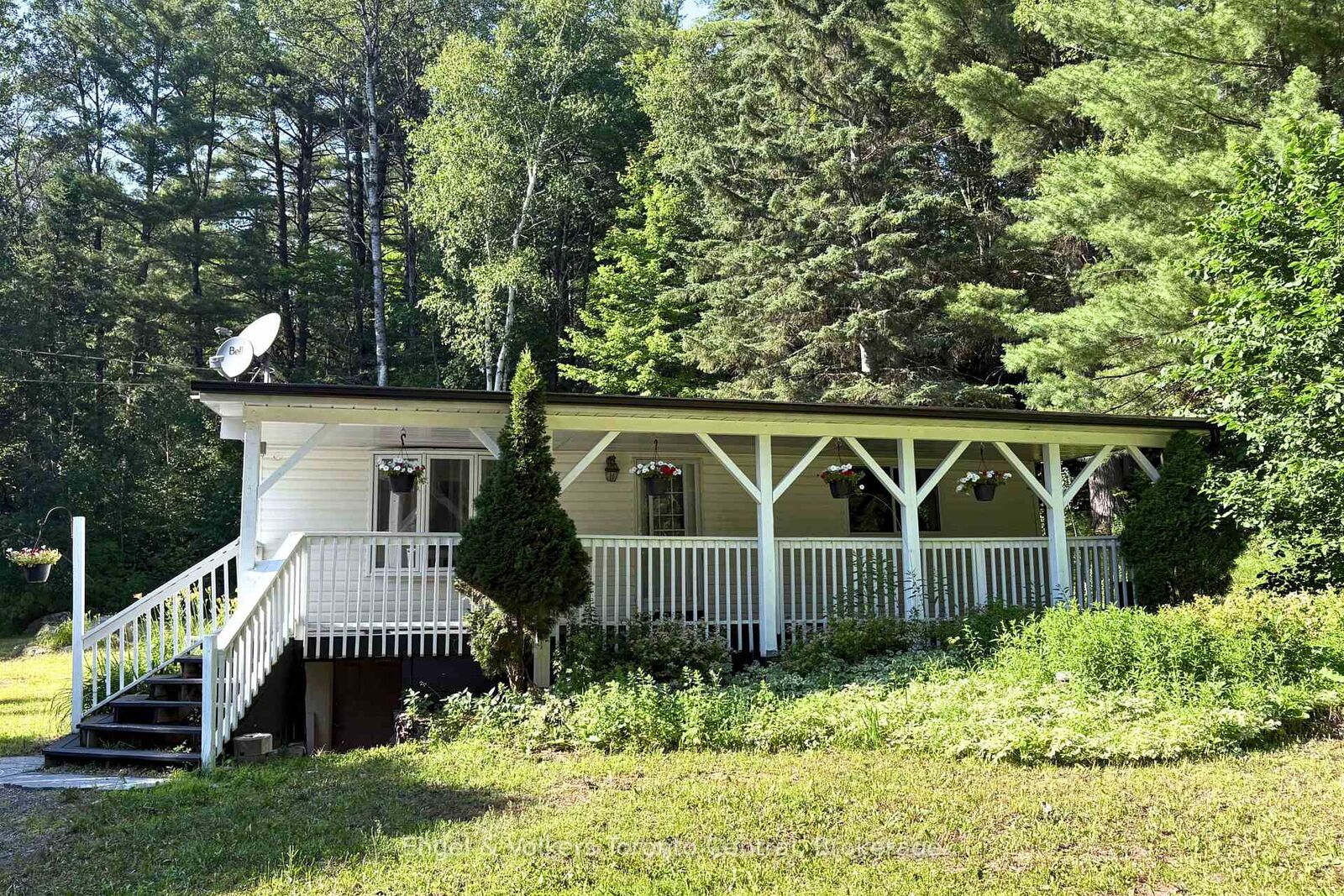 Property Photo: 83 Homeland Drive ON P0A 1J0