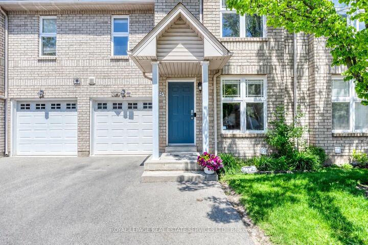 Property Photo: 2189 Postmaster Drive 15 ON L6M 4E5