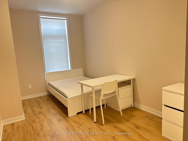 Property Photo: 1760 Simcoe Street N 65 ON L3G 0C3