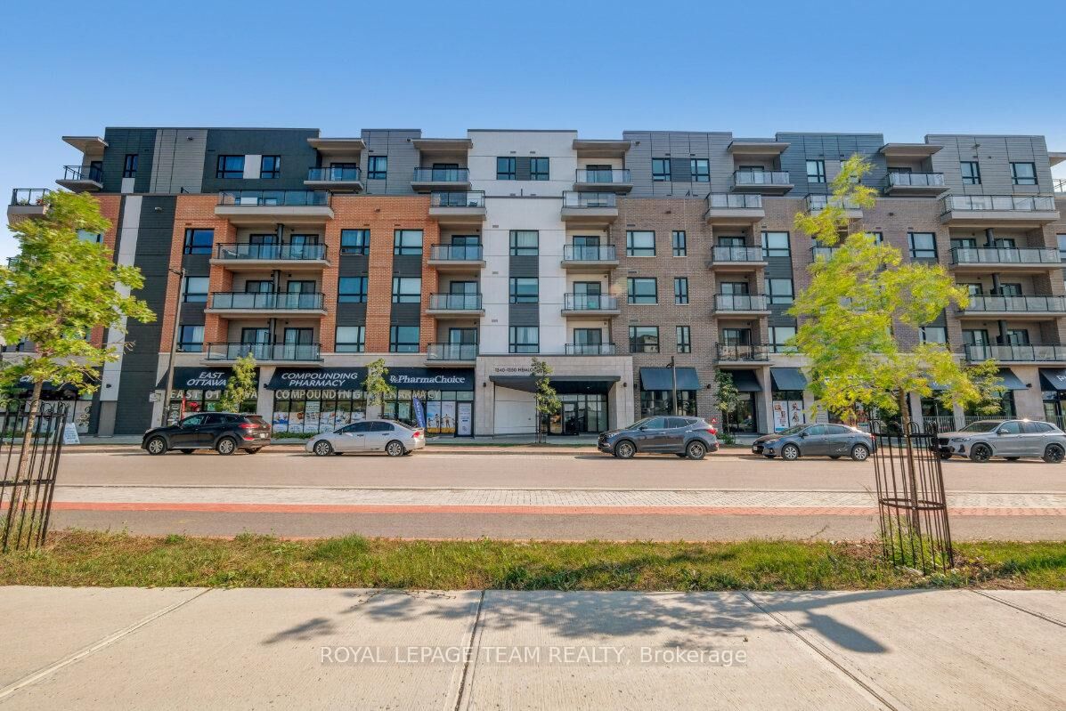 Property Photo: 1350 Hemlock Road 210 ON K1K 5C2