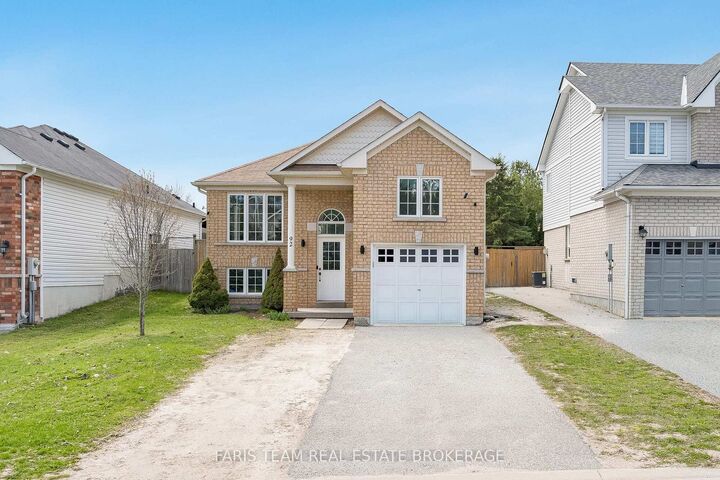 92 Wesley Avenue — photo 1