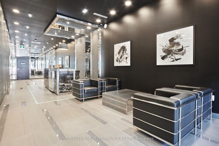 Property Photo:  224 Lyon Street N 708  ON K1R 0C1 