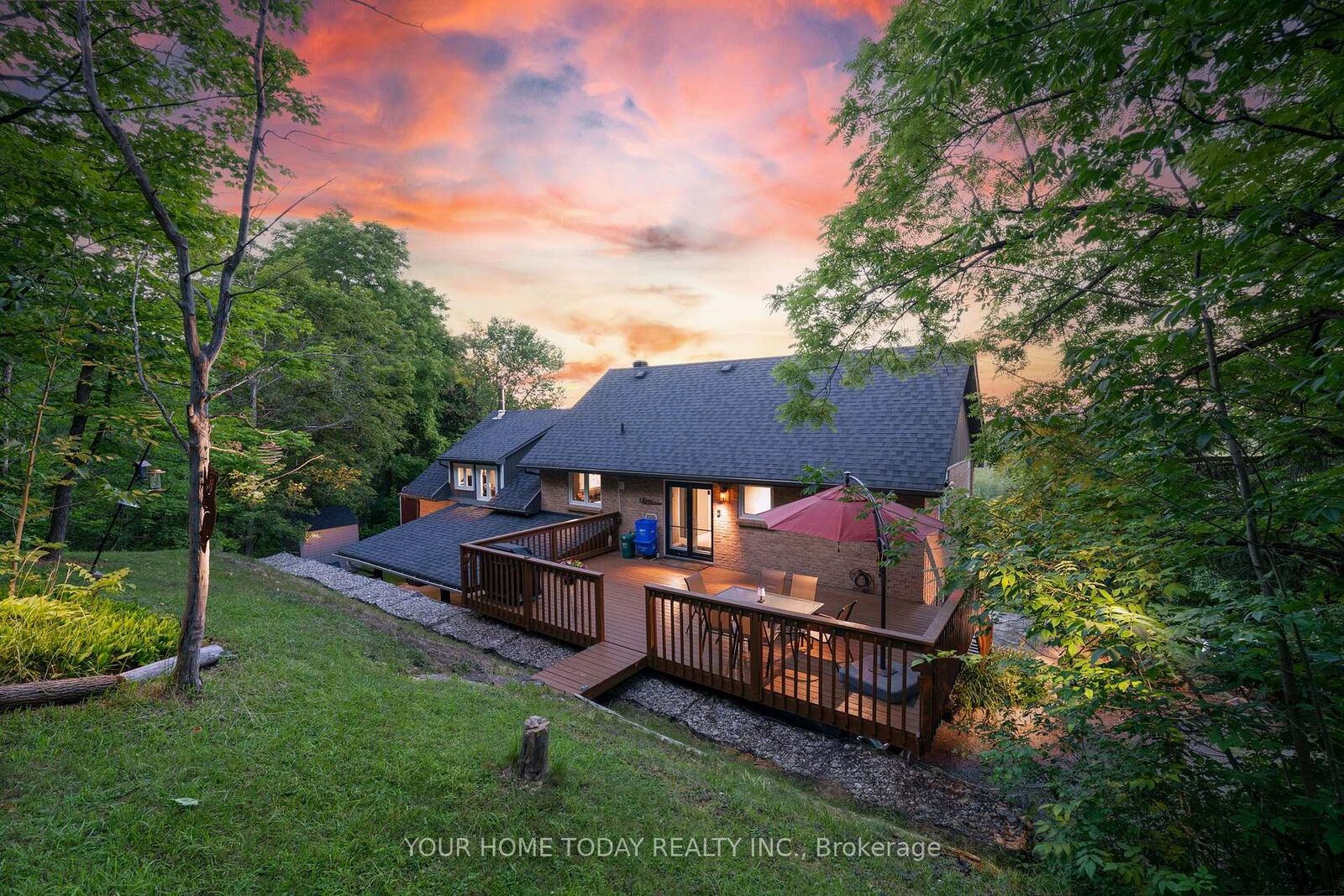 Property Photo:  15585 Clayhill Road  ON L7G 4S8 