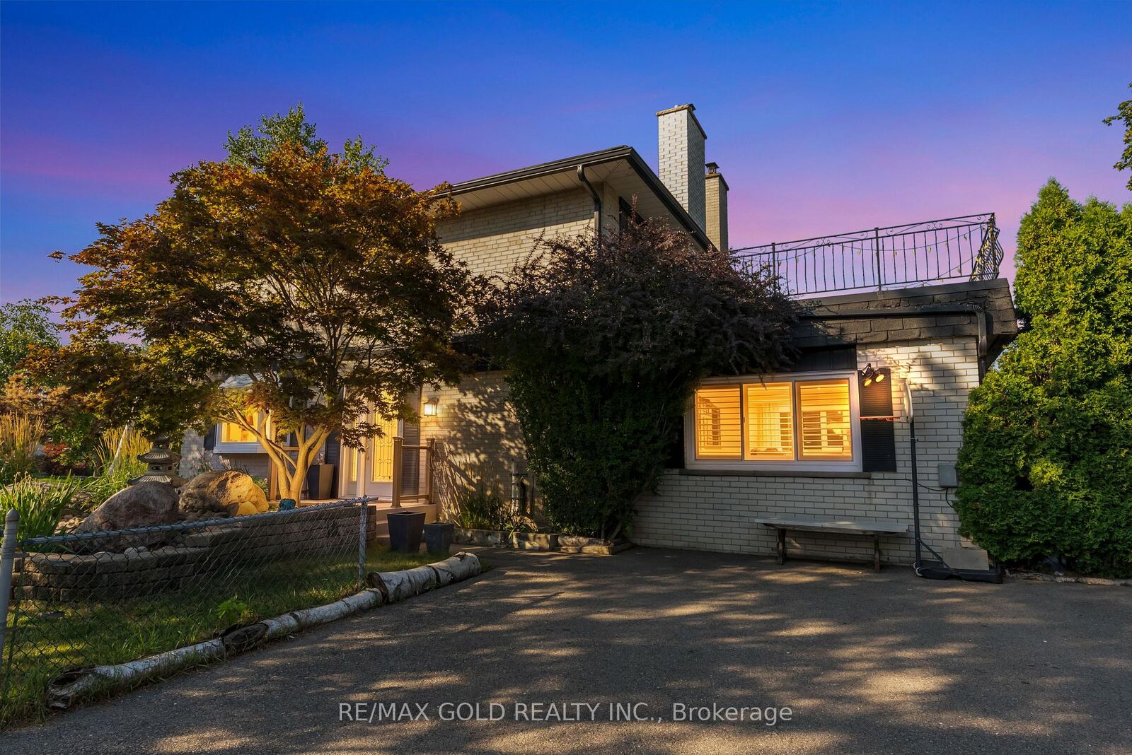 Property Photo:  2520 Constable Road  ON L5J 1W1 