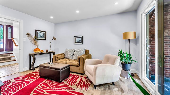 Property Photo:  900 Pond View Road 72  ON N5Z 4L7 