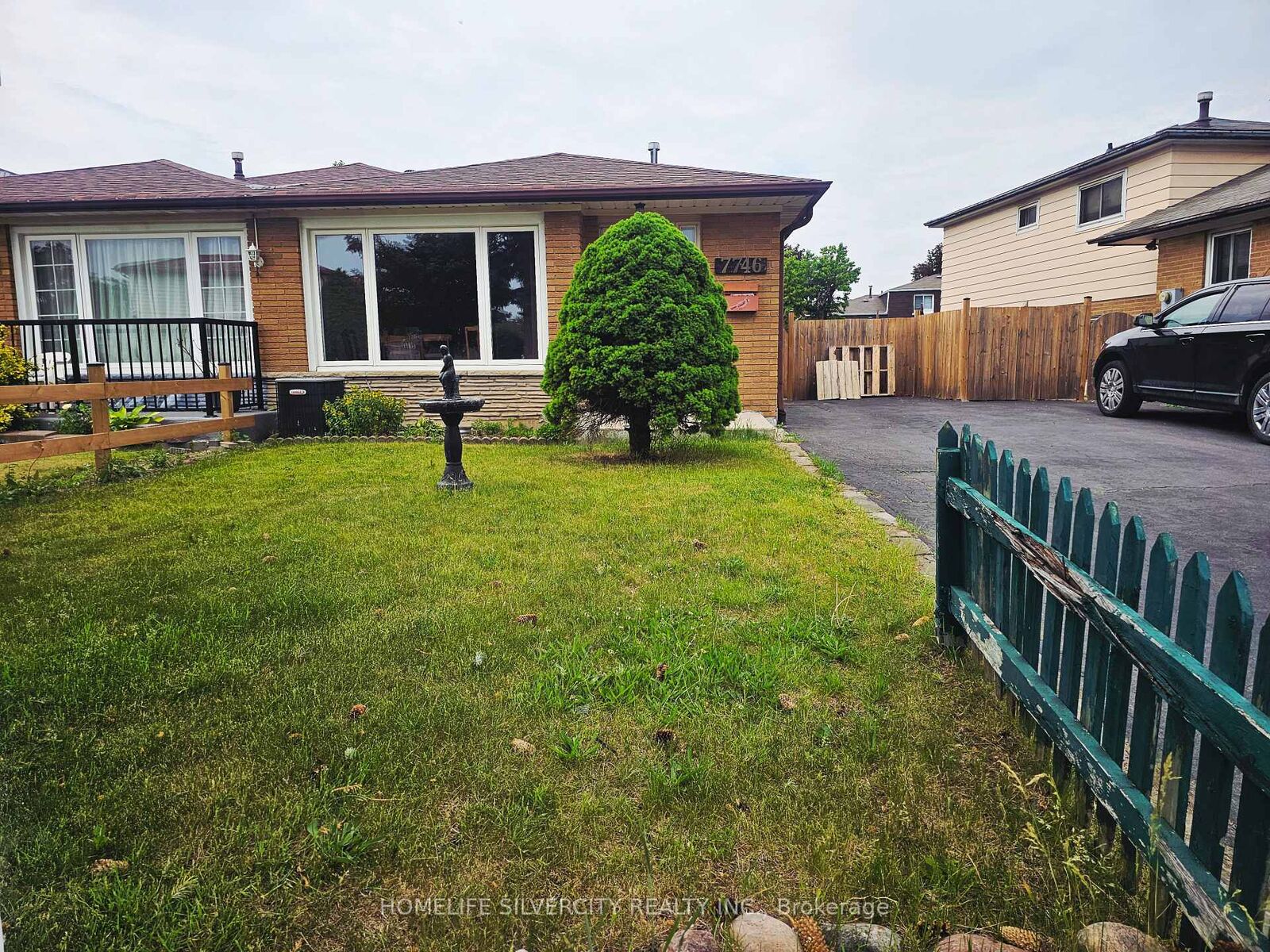 Property Photo: 7746 Redstone Road ON L4T 2B9